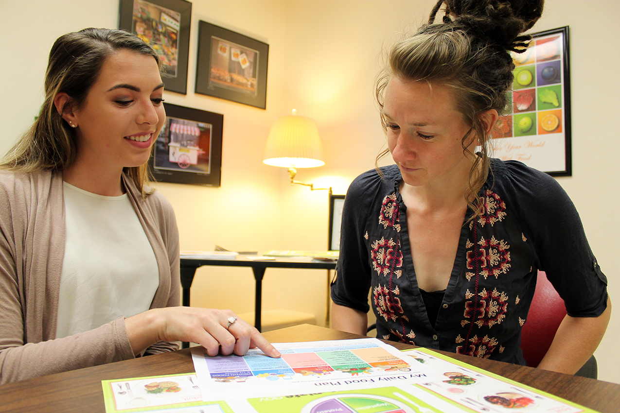 Student nutrition counseling session